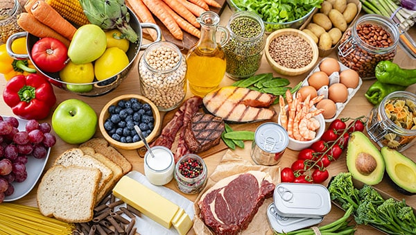 What’s on your plate could help or hurt your kidneys. These six foods are good for the kidneys and will support overall heath.